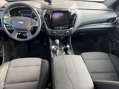 Certified 2023 Chevrolet Traverse LT FWD image 12