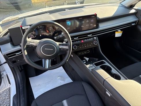 New 2026 Hyundai Sonata SEL FWD image 6