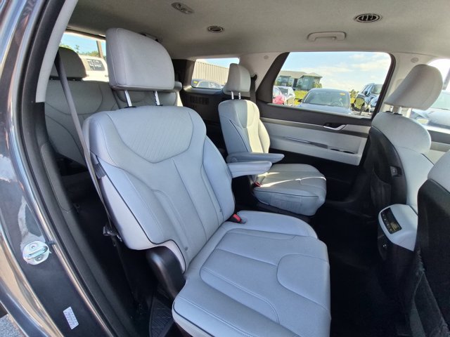 Used 2024 Hyundai Palisade SEL FWD image 20