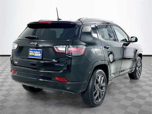 Used 2024 Jeep Compass Limited w/ High Altitude Package image 7