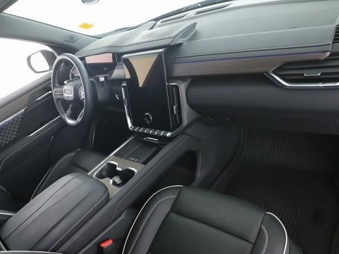 Used 2025 GMC Acadia Denali w/ LPO, Floor Liner Package image 34