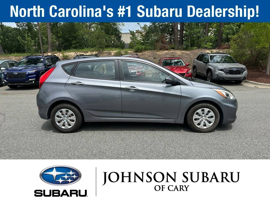 Used 2016 Hyundai Accent SE FWD image 3
