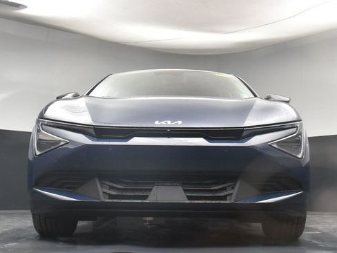 Certified 2025 Kia EV6 Light w/ Light LR Technology Package image 34