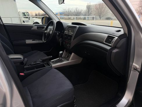 Used 2010 Subaru Forester 2.5X AWD/4WD image 9