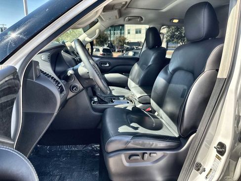 Used 2022 INFINITI QX80 Luxe w/ Cargo Package image 3