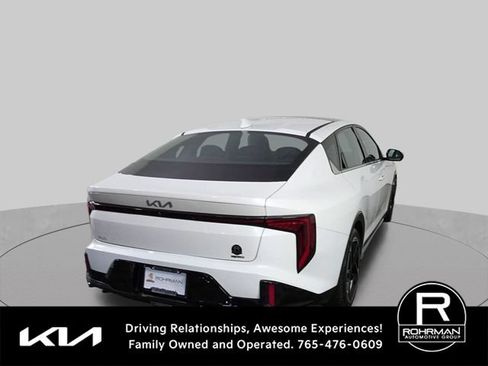 Used 2025 Kia K4 GT-Line w/ GT-Line Premium Package FWD image 10