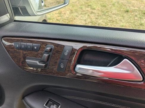 Used 2013 Mercedes-Benz ML 350 4MATIC image 38