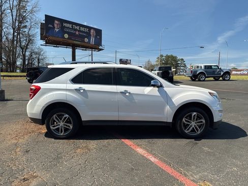Used 2017 Chevrolet Equinox Premier image 5