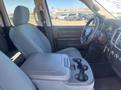 Used 2013 RAM 1500 Express image 30