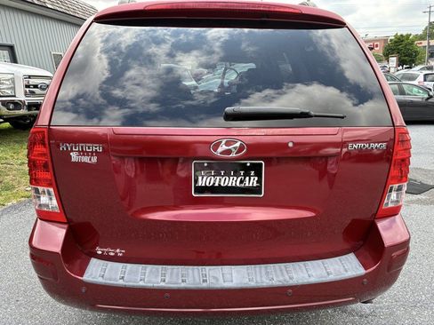 Used 2008 Hyundai Entourage GLS FWD image 5