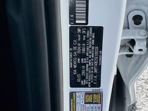 Used 2025 Kia K4 FWD image 28