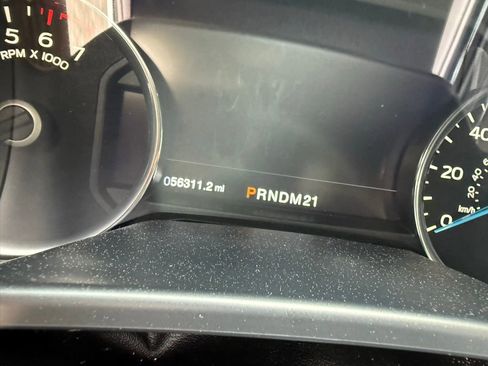 Used 2016 Ford F150 Platinum w/ Equipment Group 701A Luxury image 15