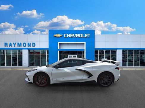 Used 2023 Chevrolet Corvette Stingray Preferred Conv w/ Z51 Performance Package RWD image 6