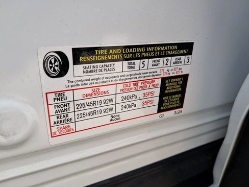 New 2025 Nissan Kicks SR image 31