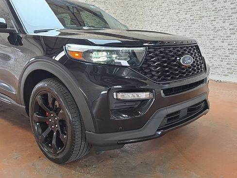 Used 2022 Ford Explorer ST w/ Equipment Group 401A image 7