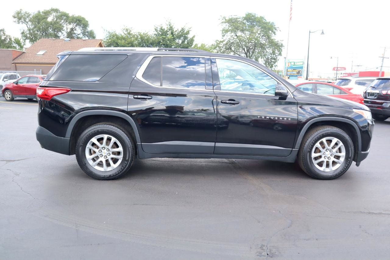 Used 2018 Chevrolet Traverse LT w/ LPO, Floor Liner Package AWD/4WD image 6