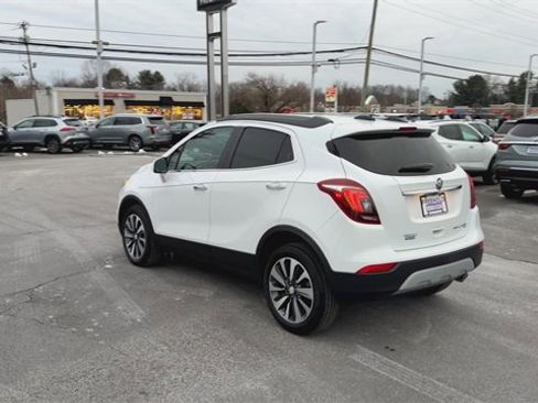 Certified 2022 Buick Encore Preferred w/ Safety Package image 6