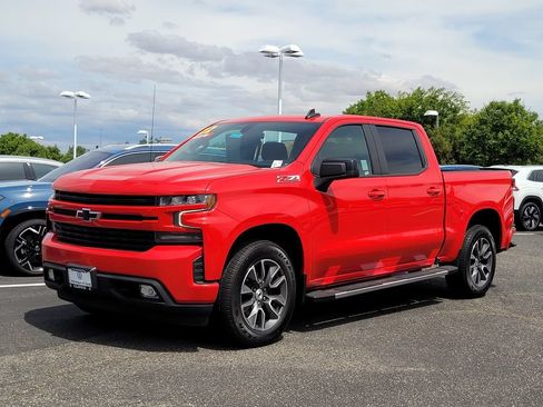 Used 2022 Chevrolet Silverado 1500 RST w/ Z71 Off-Road Package AWD/4WD image 10