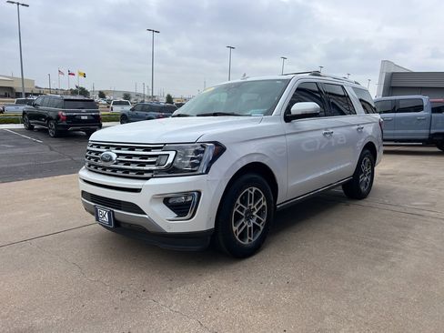 Used 2019 Ford Expedition Limited w/ Equipment Group 301A image 5