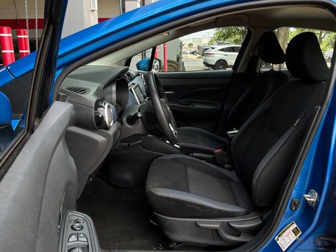Used 2023 Nissan Versa SV FWD image 10