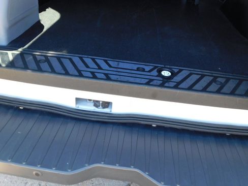 Used 2016 Ford Transit 150 XL image 30