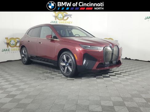 Certified 2025 BMW iX xDrive50 image 1