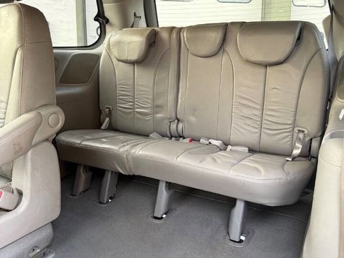 Used 2014 Kia Sedona EX w/ Luxury Package FWD image 14