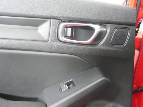 Used 2025 Honda Civic Sport image 14