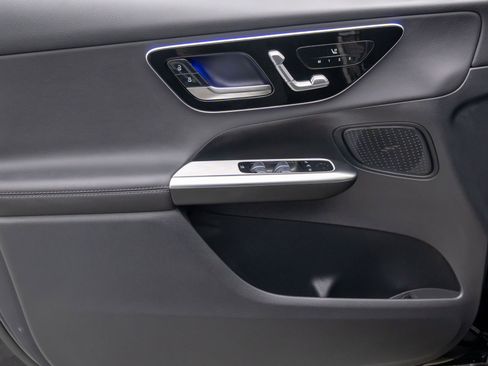 New 2025 Mercedes-Benz GLC 300 4MATIC image 15