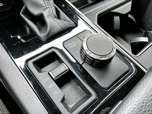 Used 2023 Toyota Tundra SR5 AWD/4WD image 32