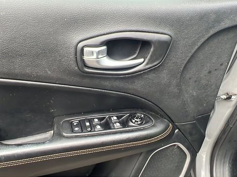 Used 2020 Jeep Compass Limited image 22