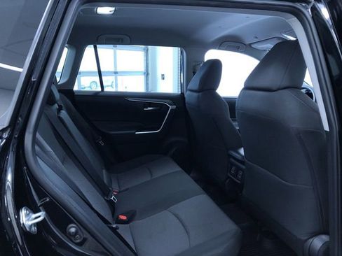 Certified 2025 Toyota RAV4 XLE AWD/4WD image 21