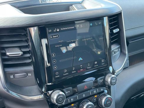 Used 2024 RAM 1500 Laramie image 21