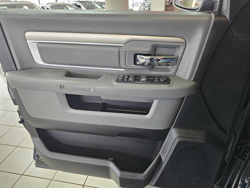 Used 2017 RAM 1500 Big Horn AWD/4WD image 17