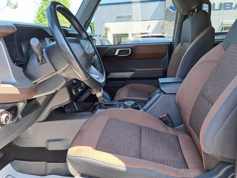 Used 2023 Ford Bronco Outer Banks w/ Sasquatch Package AWD/4WD image 25