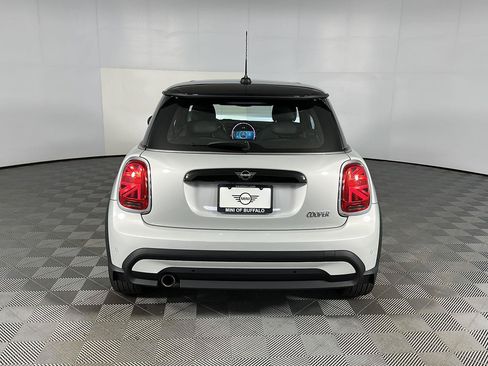 Used 2022 MINI Cooper 2-Door Hardtop FWD image 39