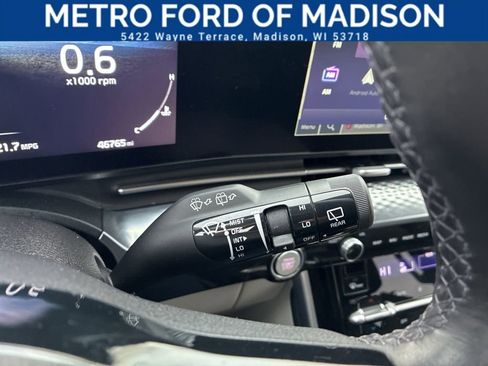 Used 2024 Kia Carnival SX Prestige image 30