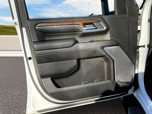 Certified 2024 Chevrolet Silverado 3500 High Country w/ High Country Premium Package image 13