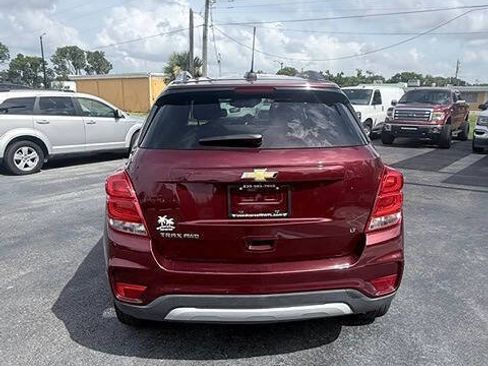 Used 2017 Chevrolet Trax LT AWD/4WD image 6