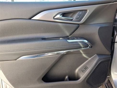 New 2026 Chevrolet Traverse LT w/ LPO, Floor Liner Package image 8