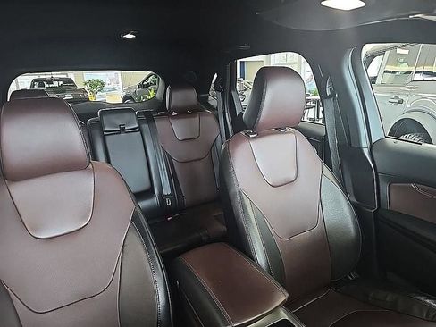 Used 2022 Ford Edge Titanium w/ Equipment Group 301A image 41