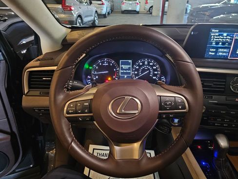 Used 2020 Lexus RX 350 AWD w/ Premium Package image 18