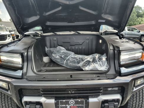 Used 2025 GMC Hummer EV 2X image 31