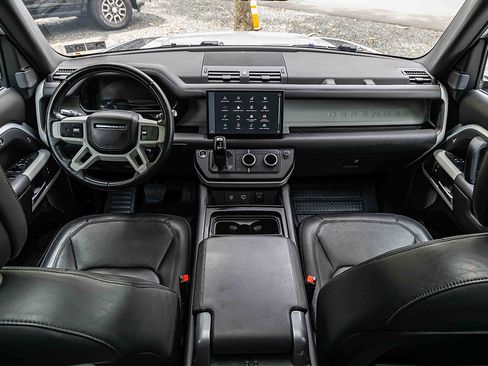 Used 2022 Land Rover Defender 110 XS Edition image 22