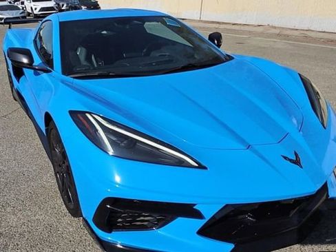 Used 2024 Chevrolet Corvette Stingray Preferred Cpe w/ Z51 Performance Package image 2