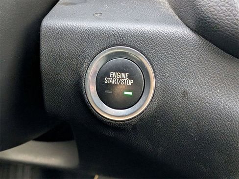 Used 2023 GMC Terrain SLT w/ Elevation Edition image 20