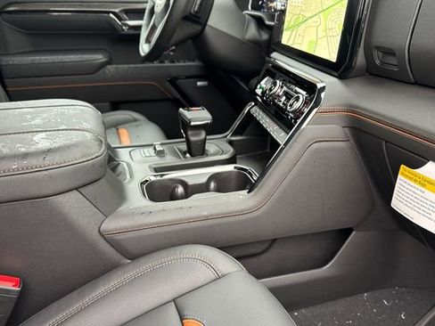 New 2026 GMC Sierra 1500 AT4 w/ AT4 Premium Package image 15