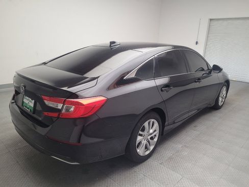 Used 2019 Honda Accord LX image 9