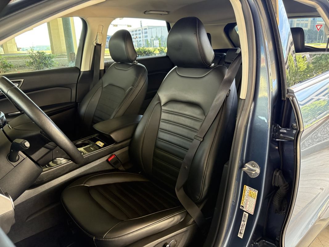 Used 2019 Ford Edge SEL w/ Equipment Group 201A FWD image 21