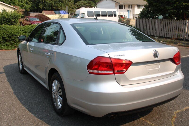 Used 2014 Volkswagen Passat 2.5 S FWD image 4